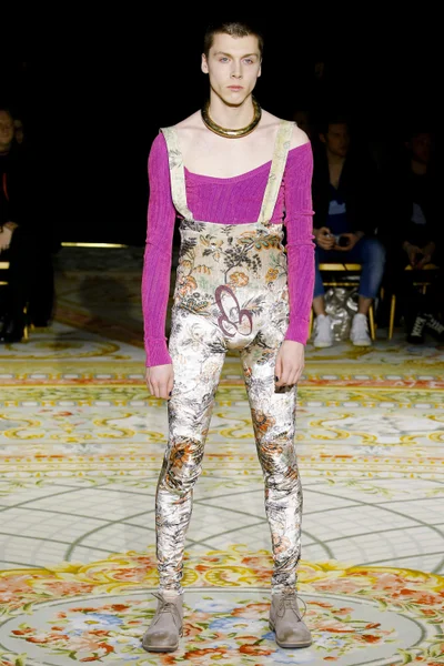 Look 56